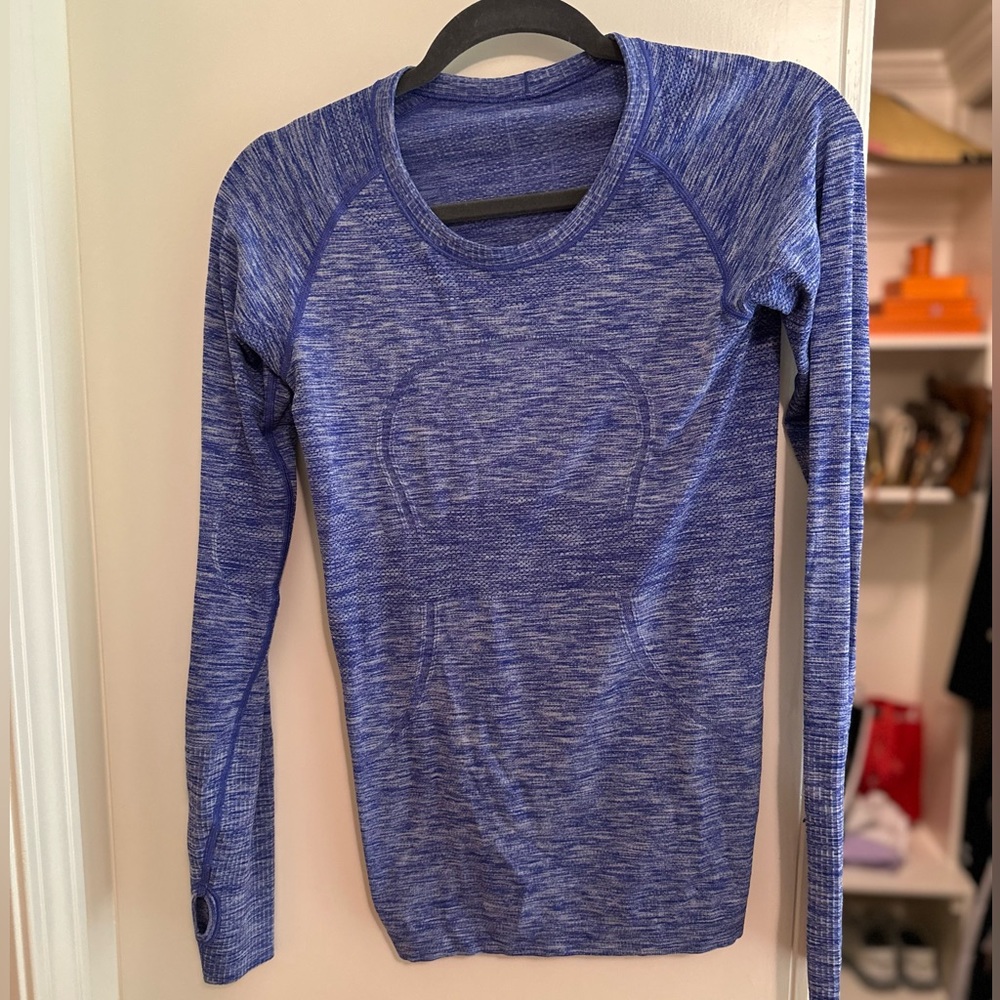 Lululemon swiftly top